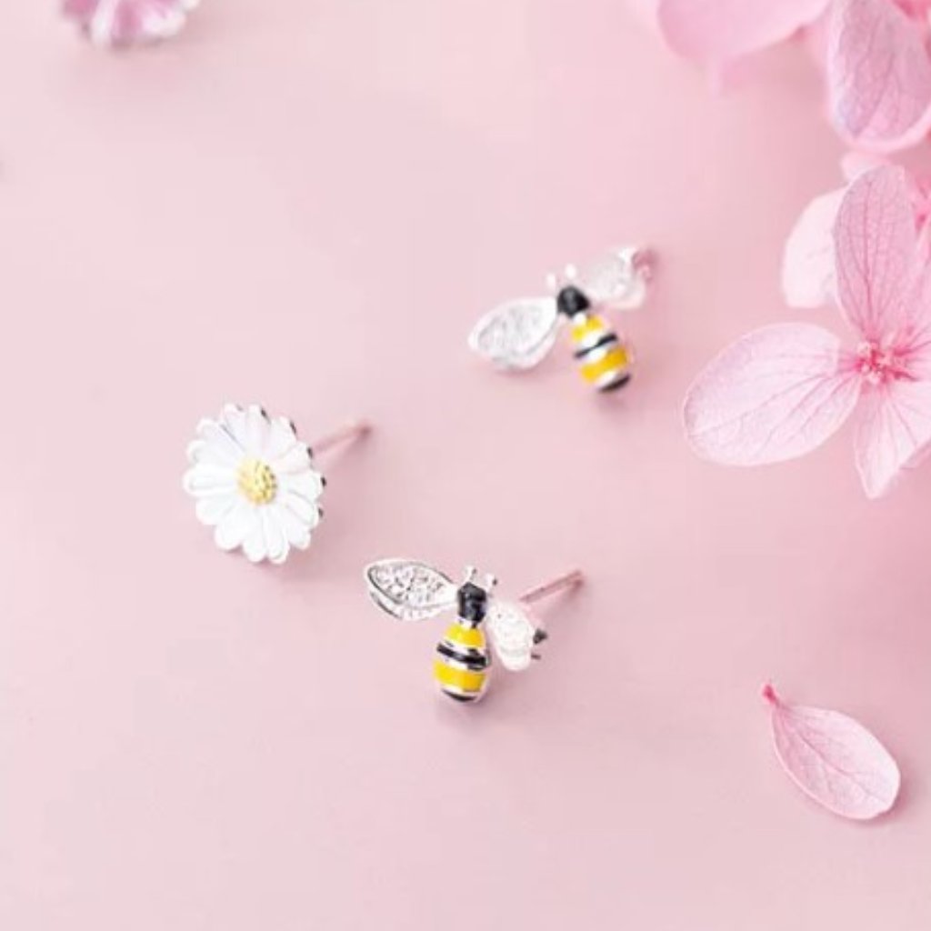 Daisy And Bee Earrings S925 New